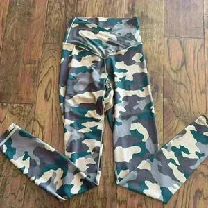 NWOT Aerie offline camo leggings